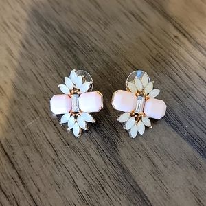 NWOT Plunder Earrings